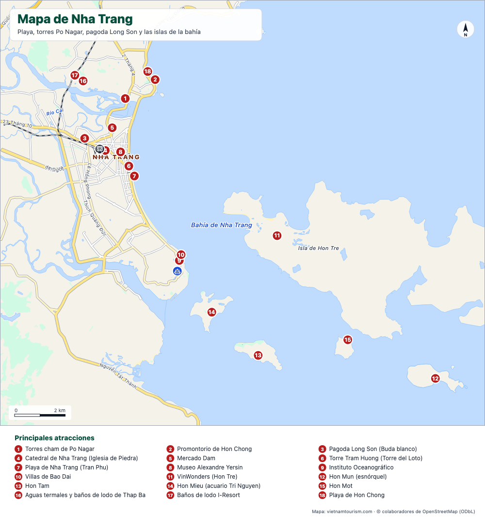Mapa de Nha Trang con la playa, las islas de la bahía y 18 lugares numerados
